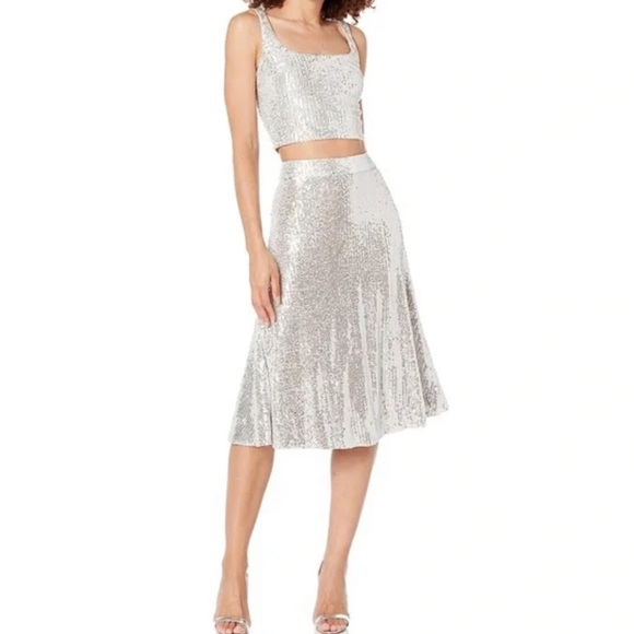 Dress the Population Dresses & Skirts - NEW Dress The Population Skye Sequin Skirt in LILAC